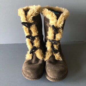 EARTH SPIRIT SUMMIT BROWN SUEDE MID CALF WINTER SNOW BOOTS WITH FAUX FUR TRIM